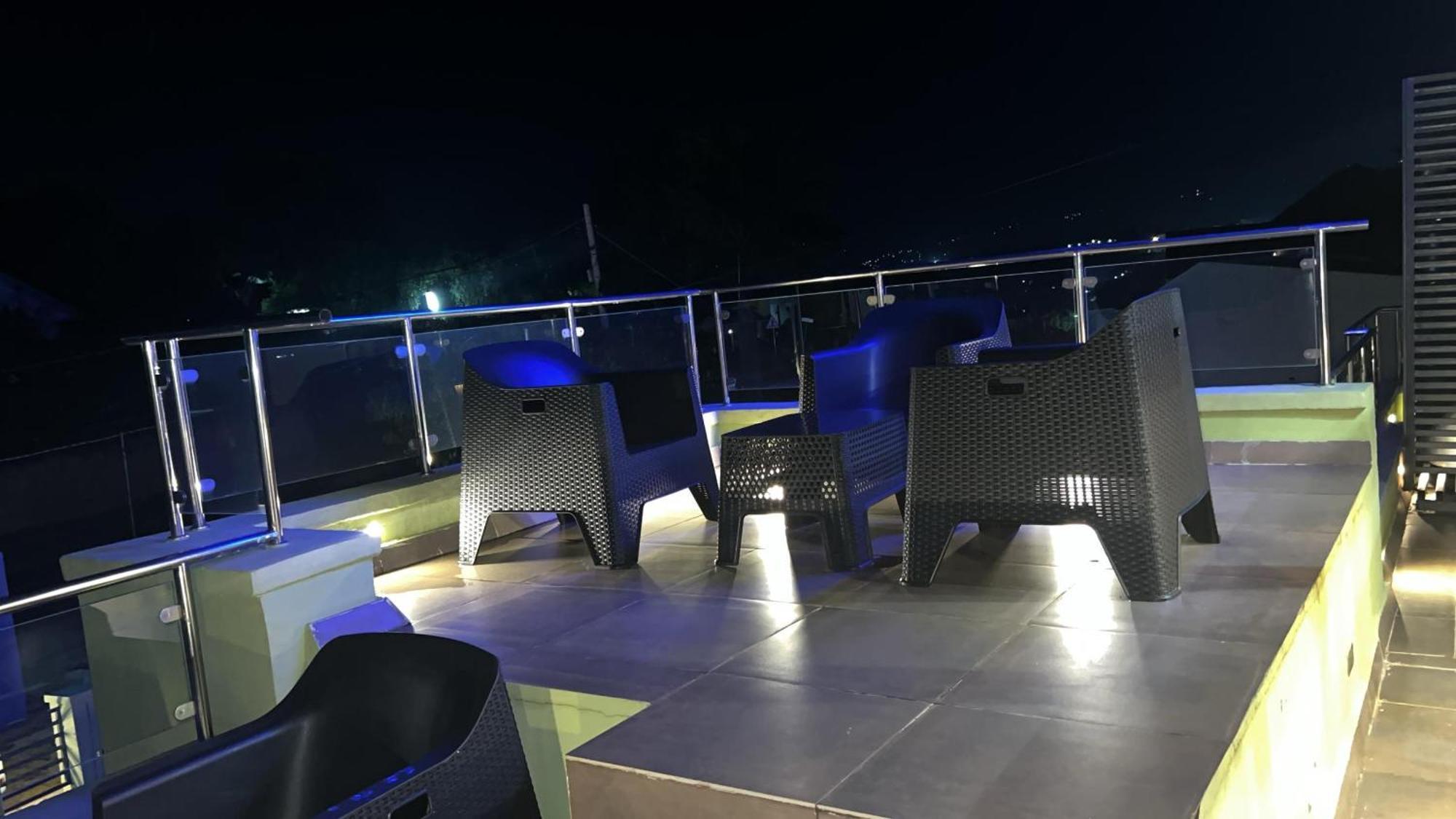 Novella Apartments Kigali Buitenkant foto